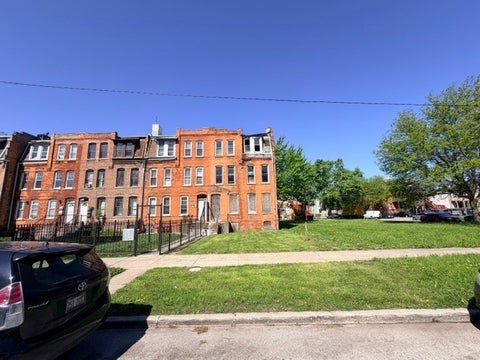Tiny photo for 10506 S Maryland Avenue, Chicago, IL 60628 (MLS # 12674279)