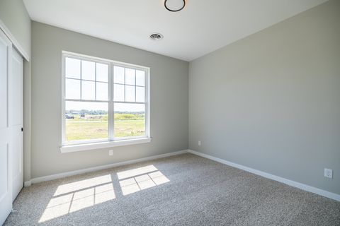 Tiny photo for 12 Redbud Row, Ottawa, IL 61350 (MLS # 12627823)