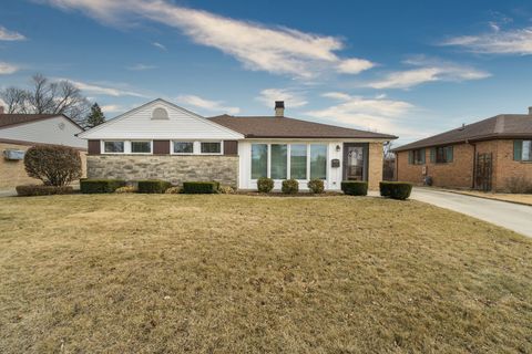 A home in Des Plaines