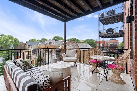 Tiny photo for 1938 W Augusta Boulevard #304, Chicago, IL 60622 (MLS # 12673807)