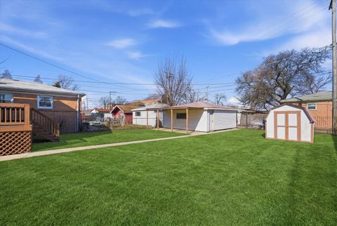 Tiny photo for 40 W 81st Street, Chicago, IL 60620 (MLS # 12582598)