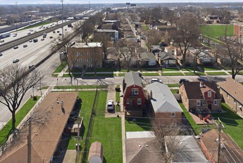 Tiny photo for 40 W 81st Street, Chicago, IL 60620 (MLS # 12582598)