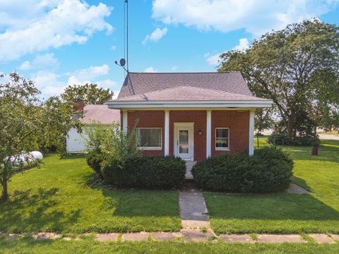 Photo of 13163 N 2760 East Road, Forrest, IL 61741 (MLS # 12440932)
