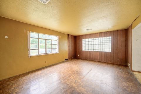 Tiny photo for 1100 Gardner Street, Joliet, IL 60433 (MLS # 12458279)