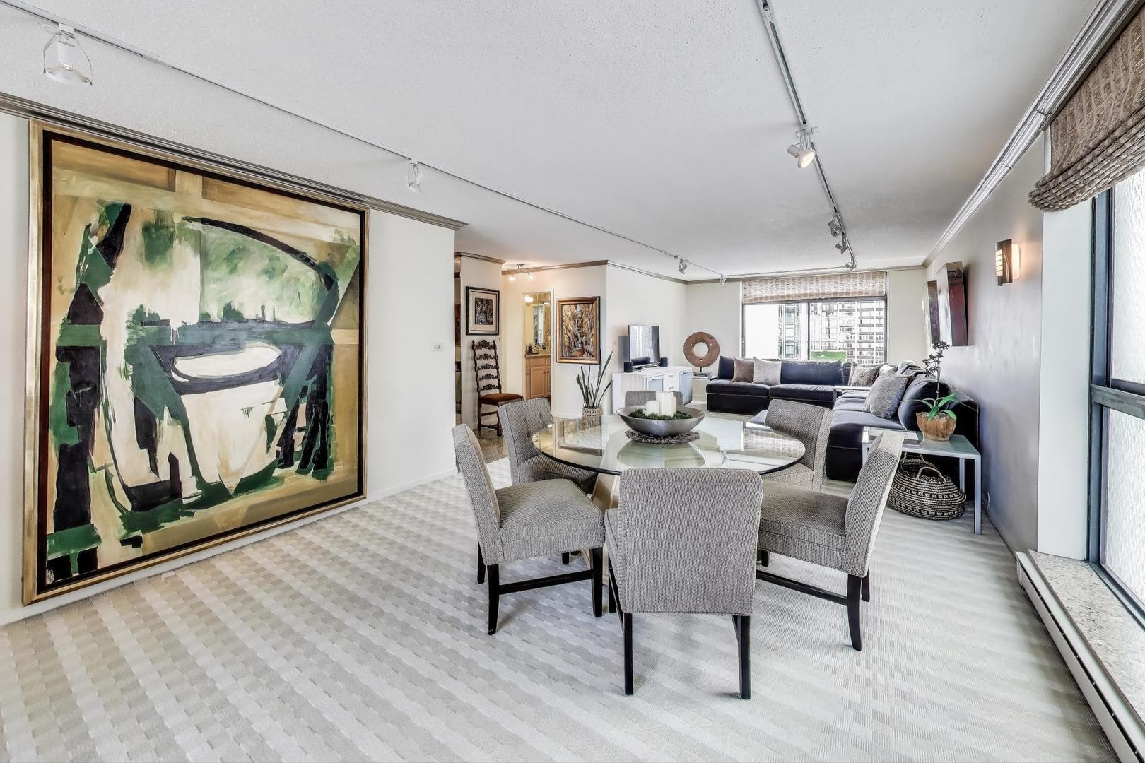 1450 N Astor Street 11D