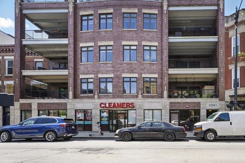2230 N LINCOLN Avenue 204 Chicago IL 60614