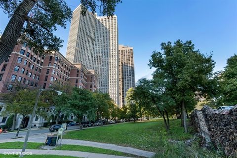 Tiny photo for 2626 N Lakeview Avenue #1604, Chicago, IL 60614 (MLS # 12632581)
