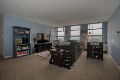 Tiny photo for 2626 N Lakeview Avenue #1604, Chicago, IL 60614 (MLS # 12632581)