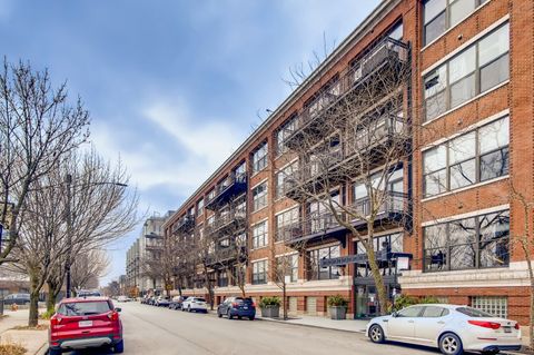Photo of 1040 W Adams Street #218, Chicago, IL 60607 (MLS # 12678121)