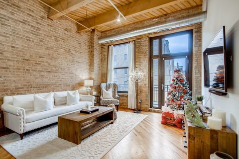 Tiny photo for 1040 W Adams Street #218, Chicago, IL 60607 (MLS # 12678121)