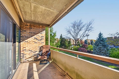 Tiny photo for 1926 Prairie Square #220B, Schaumburg, IL 60173 (MLS # 12789182)