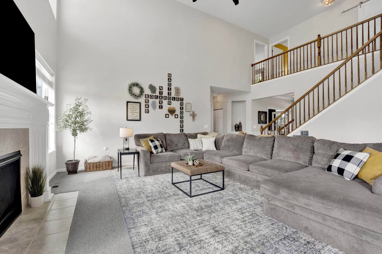 3044 Fairhaven Lane