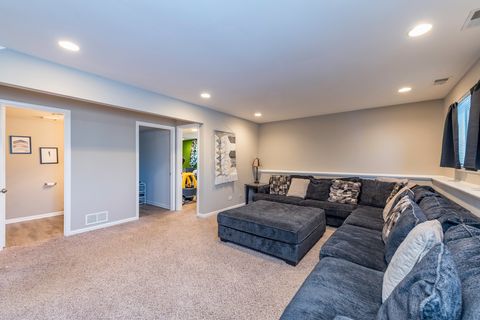 Tiny photo for 423 Windridge Drive, Round Lake Park, IL 60073 (MLS # 12555314)