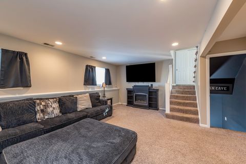 Tiny photo for 423 Windridge Drive, Round Lake Park, IL 60073 (MLS # 12555314)