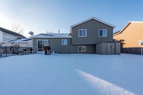 Tiny photo for 423 Windridge Drive, Round Lake Park, IL 60073 (MLS # 12555314)