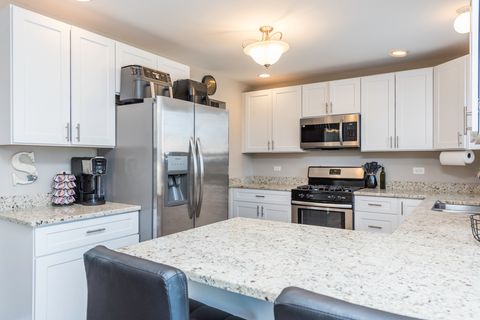 Tiny photo for 423 Windridge Drive, Round Lake Park, IL 60073 (MLS # 12555314)