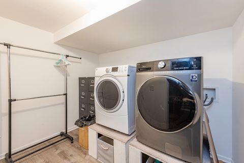 Tiny photo for 423 Windridge Drive, Round Lake Park, IL 60073 (MLS # 12555314)