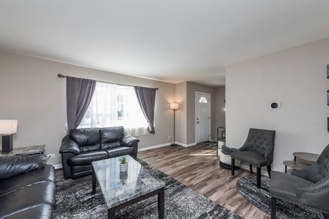 Tiny photo for 423 Windridge Drive, Round Lake Park, IL 60073 (MLS # 12555314)