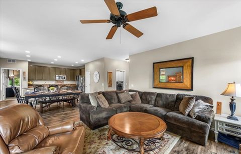 Tiny photo for 237 Foxford Drive, Cary, IL 60013 (MLS # 12576394)