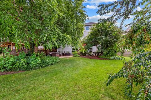 Tiny photo for 237 Foxford Drive, Cary, IL 60013 (MLS # 12576394)