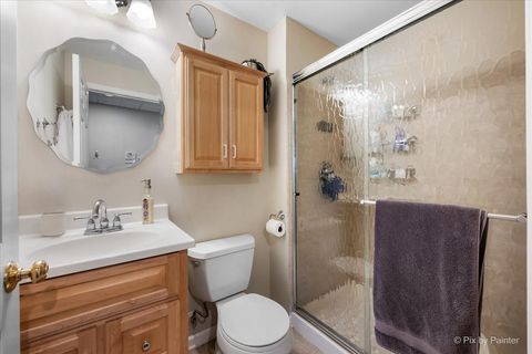 Tiny photo for 237 Foxford Drive, Cary, IL 60013 (MLS # 12576394)