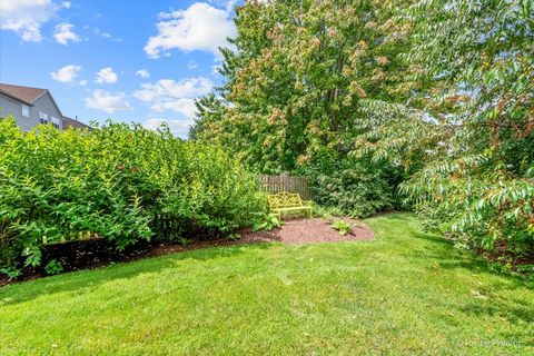 Tiny photo for 237 Foxford Drive, Cary, IL 60013 (MLS # 12576394)