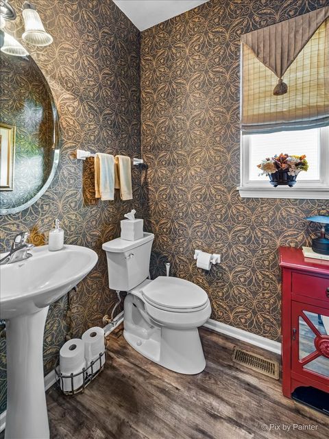 Tiny photo for 237 Foxford Drive, Cary, IL 60013 (MLS # 12576394)