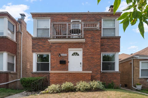 Photo of 2611 W Jarlath Street, Chicago, IL 60645 (MLS # 12747026)