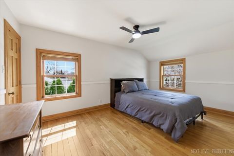 Tiny photo for 618 S 5th Street, St. Charles, IL 60174 (MLS # 12610540)