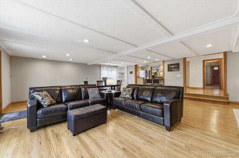 Tiny photo for 618 S 5th Street, St. Charles, IL 60174 (MLS # 12610540)