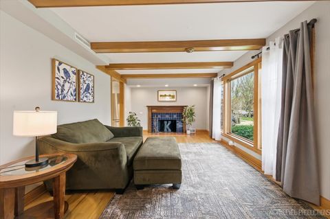 Tiny photo for 618 S 5th Street, St. Charles, IL 60174 (MLS # 12610540)