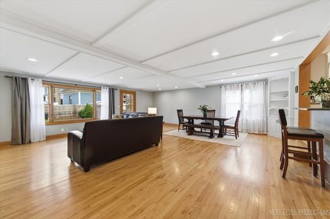 Tiny photo for 618 S 5th Street, St. Charles, IL 60174 (MLS # 12610540)