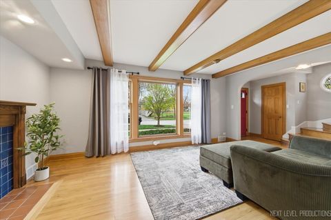 Tiny photo for 618 S 5th Street, St. Charles, IL 60174 (MLS # 12610540)