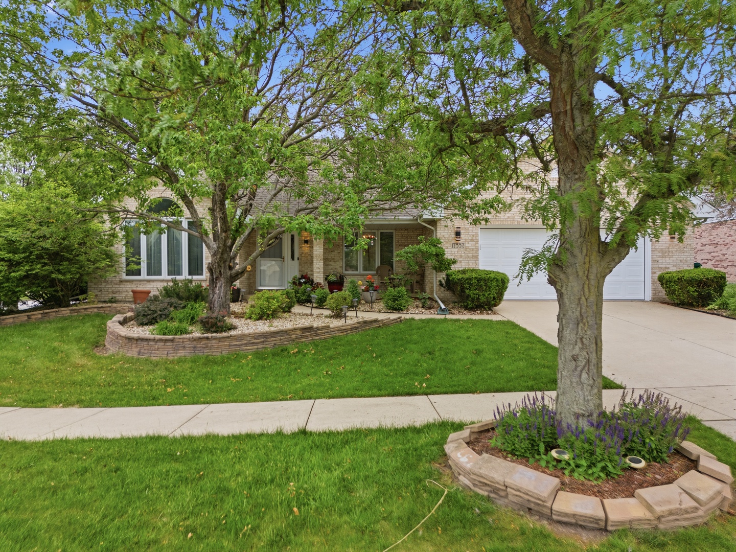17557 Ryan Lane