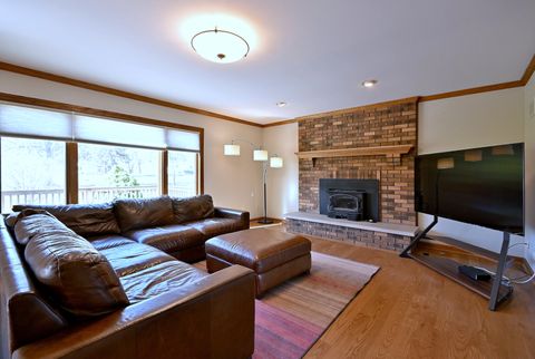 Tiny photo for 5681 River Park Drive, Libertyville, IL 60048 (MLS # 12624665)