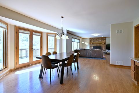 Tiny photo for 5681 River Park Drive, Libertyville, IL 60048 (MLS # 12624665)