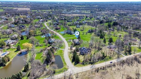 Tiny photo for 5681 River Park Drive, Libertyville, IL 60048 (MLS # 12624665)