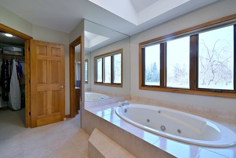 Tiny photo for 5681 River Park Drive, Libertyville, IL 60048 (MLS # 12624665)