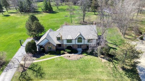 Tiny photo for 5681 River Park Drive, Libertyville, IL 60048 (MLS # 12624665)