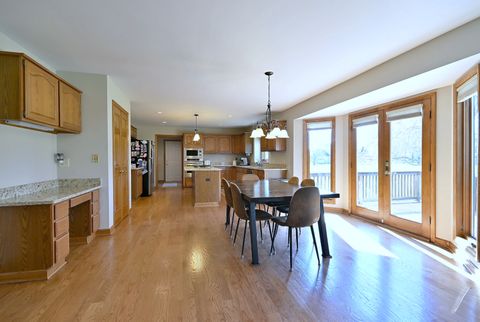 Tiny photo for 5681 River Park Drive, Libertyville, IL 60048 (MLS # 12624665)