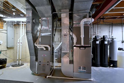 Tiny photo for 5681 River Park Drive, Libertyville, IL 60048 (MLS # 12624665)