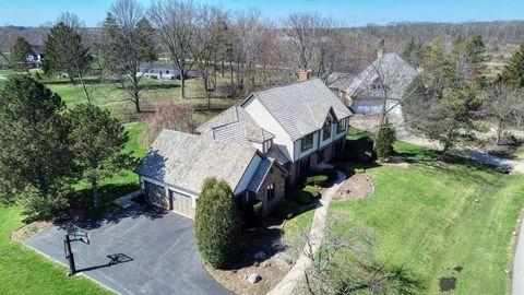 Tiny photo for 5681 River Park Drive, Libertyville, IL 60048 (MLS # 12624665)