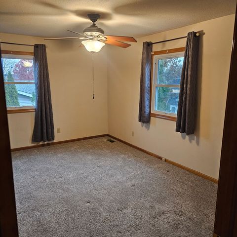 Tiny photo for 530 Meadows Road S, Bourbonnais, IL 60914 (MLS # 12472206)