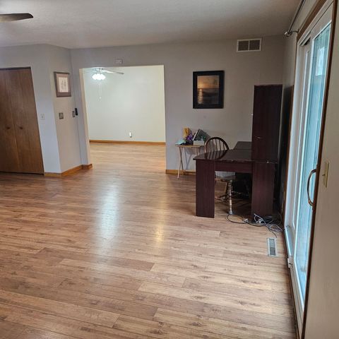 Tiny photo for 530 Meadows Road S, Bourbonnais, IL 60914 (MLS # 12472206)