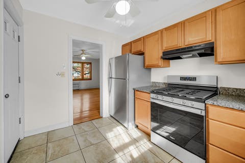 Tiny photo for 1931 W Albion Avenue #1, Chicago, IL 60626 (MLS # 12669811)