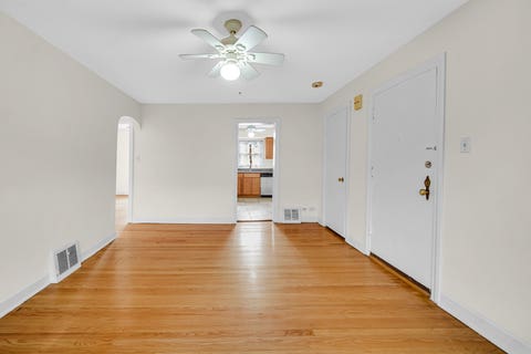 Tiny photo for 1931 W Albion Avenue #1, Chicago, IL 60626 (MLS # 12669811)