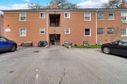 Tiny photo for 1931 W Albion Avenue #1, Chicago, IL 60626 (MLS # 12669811)