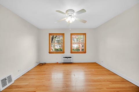Tiny photo for 1931 W Albion Avenue #1, Chicago, IL 60626 (MLS # 12669811)