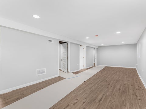 Tiny photo for 319 Bellwood Avenue, Bellwood, IL 60104 (MLS # 12617661)
