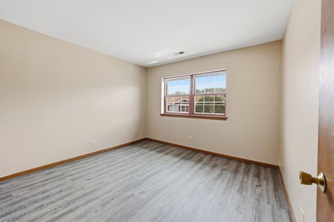 Tiny photo for 1141 Greenwood Circle #7F, Woodstock, IL 60098 (MLS # 12729629)